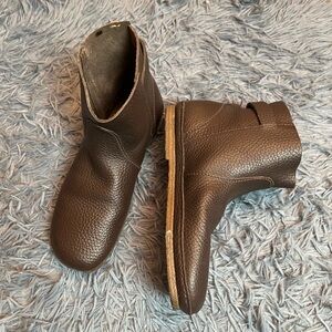 Koos Dark Brown Grain Leather Boots Size 7.5